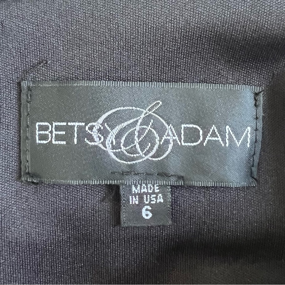 Betsy & Adam Long Black Spaghetti Strap Gown, Size 6 - Picture 5 of 7